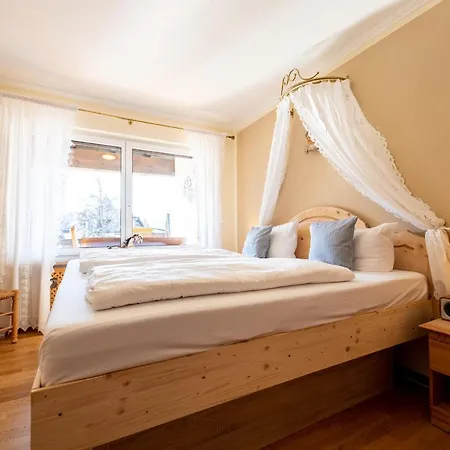 Апартаменти Aussicht Гарміш-Партенкірхен